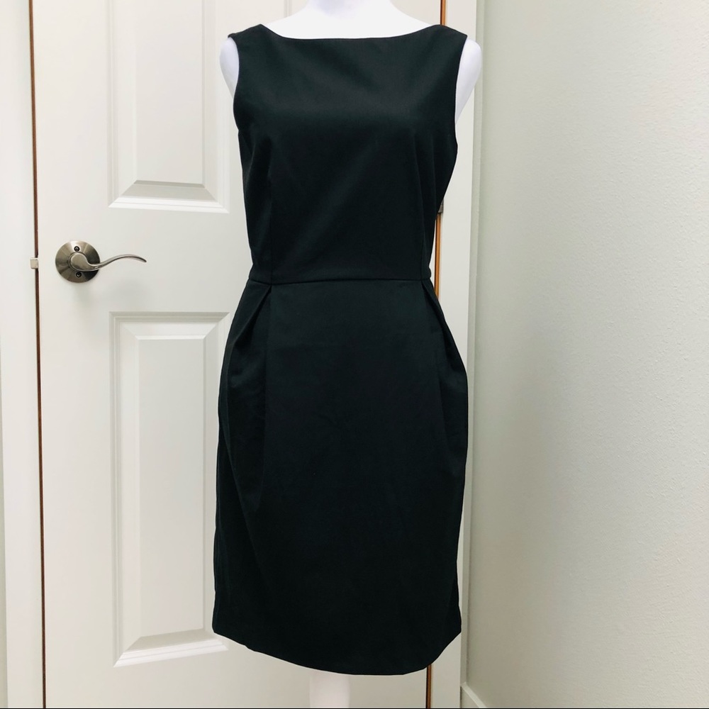 GAP SLEEVELESS BELOW THE KNEE SHEATH DRESS BLACK 2 NWT